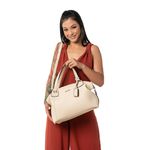 Kit Bolsa Feminina Báu Grande + Tênis Casual Slip On Off White Dhaffy 