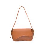 Bolsa Feminina de Ombro Baguete Caramelo com Fechamento Magnético