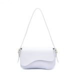 Bolsa Feminina de Ombro Baguete Off White com Fechamento