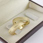 Alianças de Ouro18k Noivado e Casamento Banhado a Ouro 18k
