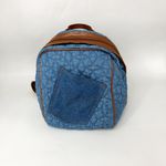 Mochila Jeans com Caramelo 