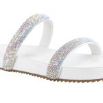 Sandália Rasteira Feminina com Pedrarias em Tiras Branca