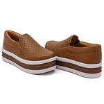 Tênis Dk Shoes Slip On Costura Matelassê Flat Form Caramelo