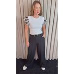 T-shirt Feminina Manga Crochê Delicada - Branca/ Preto - Cod 526