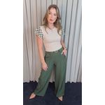 T-shirt Feminina Manga Crochê Delicada - Nude/ Verde - Cod 526