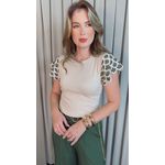 T-shirt Feminina Manga Crochê Delicada - Nude/ Verde - Cod 526