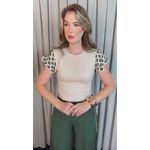 T-shirt Feminina Manga Crochê Delicada - Nude/ Verde - Cod 526