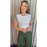 T-shirt Feminina Manga Crochê Delicada - Branca/ Verde - Cod 526