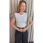T-shirt Feminina Manga Crochê Delicada - Branca/ Verde - Cod 526