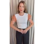 T-shirt Feminina Manga Crochê Delicada - Branca/ Terracota - Cod 526