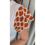T-shirt Feminina Manga Crochê Delicada - Branca/ Terracota - Cod 526