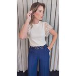 T-shirt Feminina Com Detalhe Na Manga Guipir - Off White - Cod 525