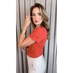 T-shirt Feminina Manguinha Bordada Delicada - Goiaba - Cod 512