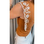 T-shirt Feminina Cavada Bordada - Terracota - Cod 515