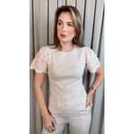 T-shirt Feminina Com Detalhe Na Manga - Off White - Cod 320