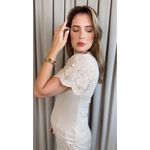 T-shirt Feminina Com Detalhe Na Manga - Off White - Cod 320