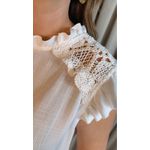 Blusa Feminina com Aplicação em Crochê- Branco - Cód 317