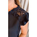 Blusa Feminina com Aplicação em Crochê- Preto - Cód 317