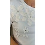 T-shirt Feminina Com Detalhe Flor - Branca - Cod 291