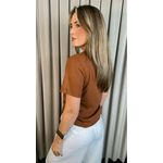T-shirt Feminina Com Detalhe Flor - Marrom - Cod 291