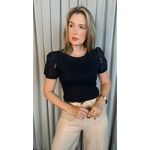 T-shirt Feminina Com Detalhe Na Manga Lese - Preta - Cod 289