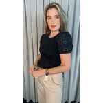 T-shirt Feminina Com Detalhe Na Manga Lese - Preta - Cod 289