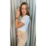 T-shirt Feminina Com Detalhe Na Manga Lese - Branca - Cod 289