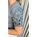 T-Shirt Feminina Manga Bordada Flores - Chumbo- Cod 272