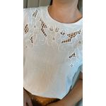 Blusa Feminina Bordada Elegância e Delicadeza em Cada Detalhe - Branca - Cod 239