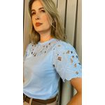 T-Shirt Feminina Bordada Flores Elegância e Delicadeza - Azul - Cod 237