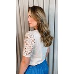 T-shirt Feminina Manga Bordada - Branca - Cod 553