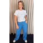T-shirt Feminina Com Detalhe Florzinha - Branco - Cod 537
