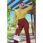 Blusa de Crepe com Decote V 