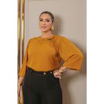 Blusa de Crepe com Aplicações Laterais e Ponteiras Bordadas