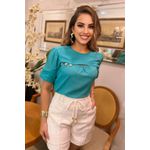 Blusa de Crepe com Botões Dourados 