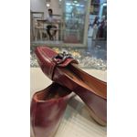 Sapatilha Marsala fivela em corrente