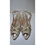 sapatilha dourada aberta de laço