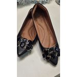 Sapatilha Preta de Pedraria