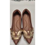 Sapatilha Marrom entrelaço triplo