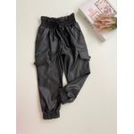 Calça Jogger Cargo Couro Preta