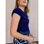 Blusa Ombro Assimétrico