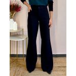Calça Flare Alfaiataria Recortes
