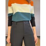 Calça Flare Alfaiataria Recortes