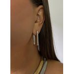 BRINCO ARGOLA RETANGULAR G FINA BANHADO A RODIO BRANCO