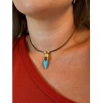 COLAR COURO BOHO E PINGENTE DENTE TURQUESA BANHADO A OURO