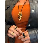 COLAR LONGO BOHO PATUÁ CRISTAIS PRETOS BANHADO A OURO