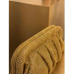 CLUTCH MALHA CRAVEJADA DOURADA