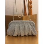 CLUTCH MALHA CRAVEJADA PRATEADA 