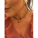 COLAR COURO BOHO E PINGENTE RESINADO MARROM BANHADO A OURO 
