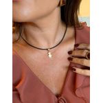 COLAR COURO MARROM E PINGENTE FILHOS BANHADO A OURO